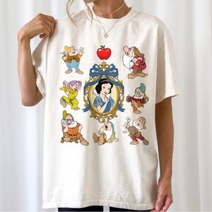 Snow White & Seven Dwarfs Graphic Tee - white x